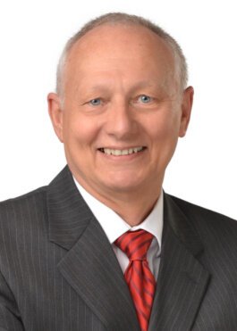 Stephen Richey is a full-time mediator and senior counsel at the Cincinnati office of Thompson Hine, a national law firm.
