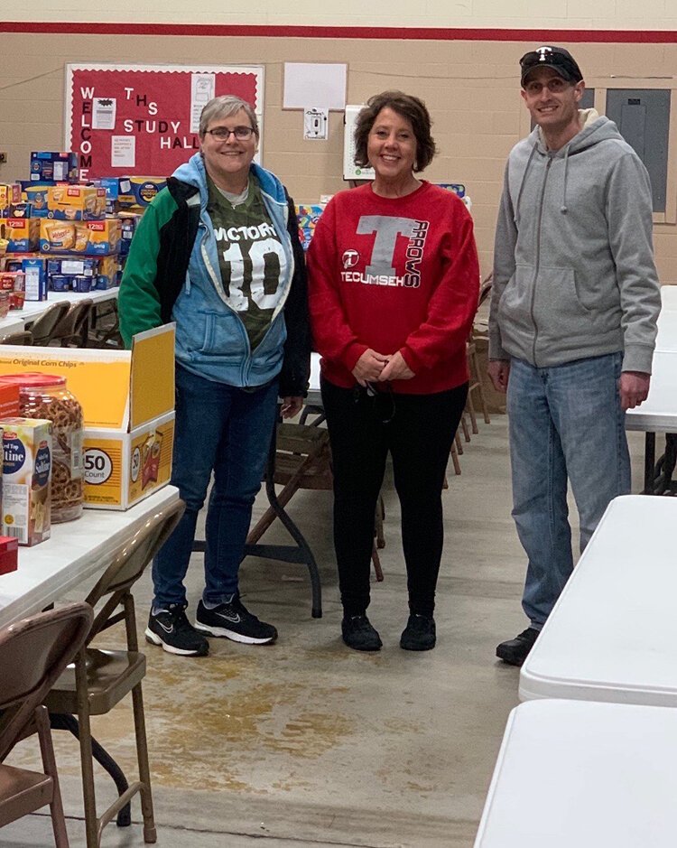 Tecumseh Local School District is making Lunch Bus meal deliveries to a wide variety of stops while school is closed. 